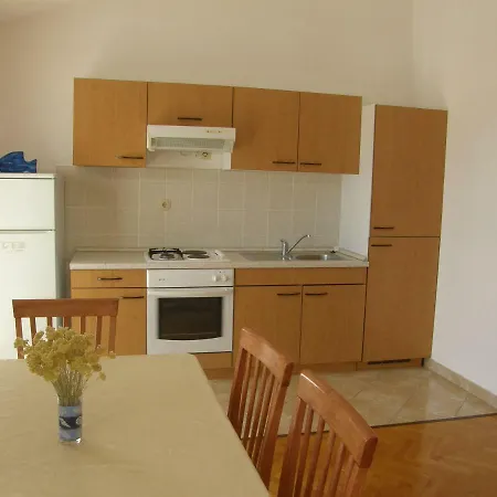 Ljubo Apartment