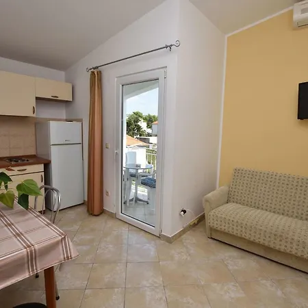 Apartment Ljubo