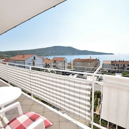 Apartment Ljubo